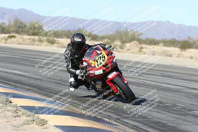 media/Dec-04-2025-Racers Edge (Thu) [[5ebc9f124d]]/3-B Group/3-Session 2 (Turn 7 Inside)/